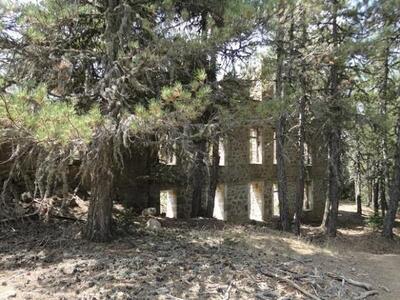 Η πλαϊνή όψη του ξενοδοχείου όπως είναι ...