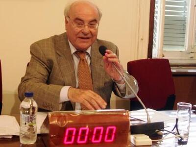 Νέες προσβολές Νεράτζη κατά της Ζωής Κων...