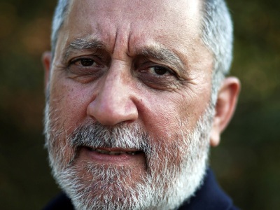 O Kώστας Λογαράς στη συνάντηση της Λέσχη...