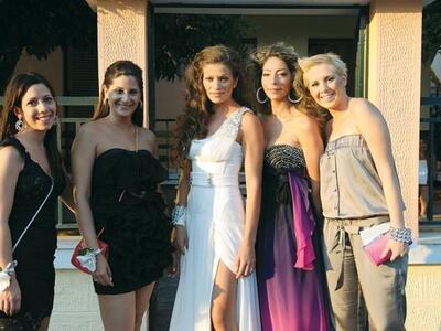 Μαρία Πλευράκη, Σήλια Μηλιώνη, Έλενα Κων...