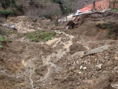 Ναυπακτία: Άνοιξε η γη στην κοινότητα Κλ...