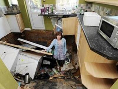 Κατέρρευσε το σπίτι που είχαν αγοράσει π...