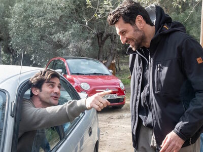 Κάμπινγκ: H πρώτη backstage φωτογραφία τ...