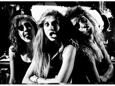 "Το αγόρι που κλώτσαγε" των Ch...