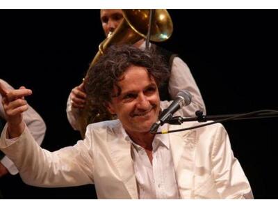 «Τσιγγάνικη σαμπάνια» θα κεράσει ο Μπρέγ...