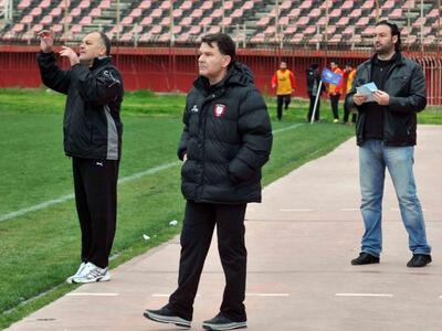 "Περίεργη" ανάρτηση για το σημ...