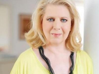 Έλενα Ακρίτα: Το μήνυμα για τους αναποφά...