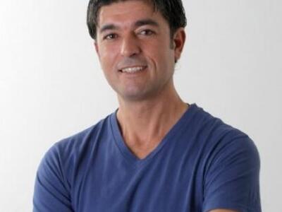 Παράτησε το δημόσιο ... για τα σαπούνια!