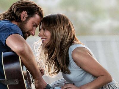 O Bradley Cooper με την Lady Gaga στο "A Star is born".
