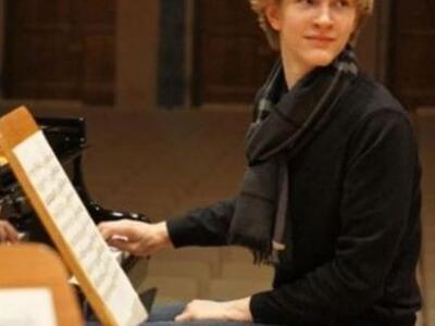 Ο μεγάλος πιανίστας Γιαν Λισέτσκι έρχετα...