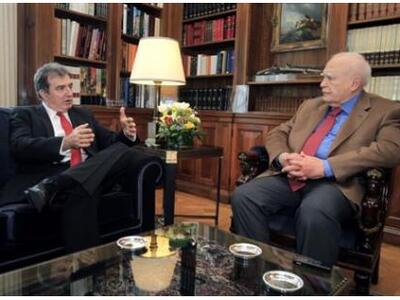 Τί είπε ο Χρυσοχοϊδης στον  Παπούλια για...