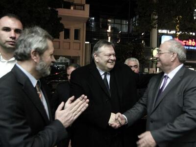 Βενιζέλος: «Το ΠΑΣΟΚ είμαστε όλοι εμείς ...