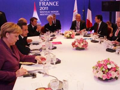 Τον Γιούνκερ ψηφίζει για πρόεδρο της Κομ...