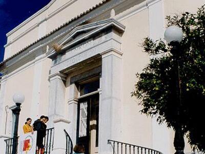 Έκθεση τμημάτων ζωγραφικής-κεραμικής του...