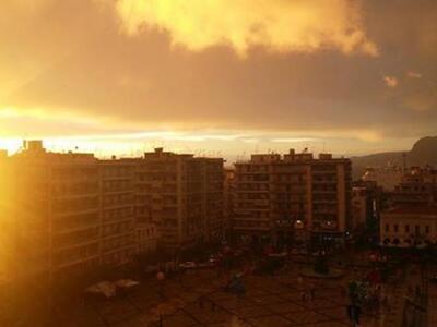 Όταν ο Θεός έχει κέφια. Ηλιόλουστη βροχή...