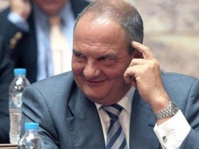 Περιβάλλον Καραμανλή: Δεν συναντήθηκε- π...