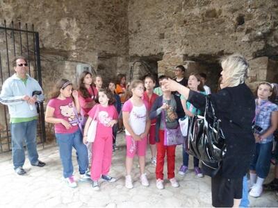 Σε Ρωμαϊκό Ωδείο και Κάστρο από το 59ο Δ...