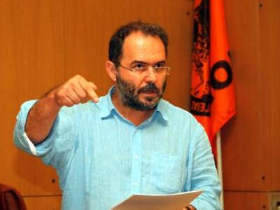 Νίκος Φωτοπουλος: "Θα σκίσω το φύλλ...