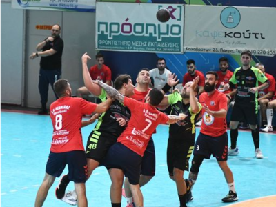 Ο 46χρονος Αλέξης Παπαγιαννόπουλος των ρ...