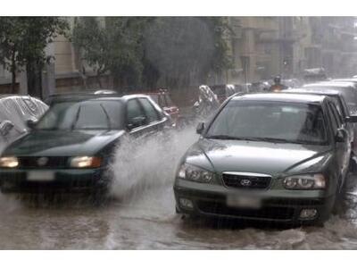 Τέσσερις νεκροί από τις φονικές πλημμύρε...