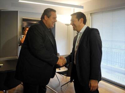 Αλέξης Τσίπρας και Πάνος Καμένος σβήνουν...