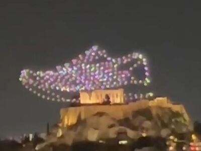 Σάλος με τα drones στην Ακρόπολη - Εκκίν...
