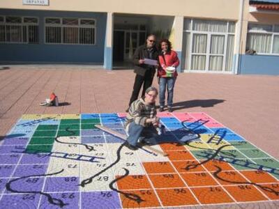 Το ΑΓΑΦΡΟΝ αγαπά το 1ο Δημοτικό Σχολείο Ακράτας