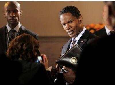 O Τζέιμι Φοξ ως μαύρος Αμερικανός Πρόεδρ...