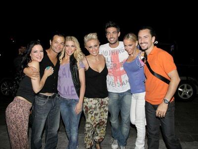 Δείτε τις φωτογραφίες από το κεφάτο πάρτ...