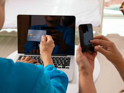 Ηλεκτρονικές πληρωμές: Εκπτώσεις φόρου και το 2026