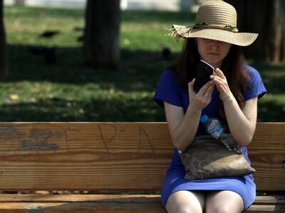 Κι όμως... Μια στις τρεις κλήσεις από το...