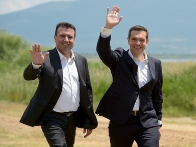 Κάτοχος του Νόμπελ προτείνει Τσίπρα - Ζά...