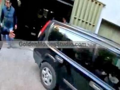 H μεταγωγή των συλληφθέντων ΡΟΜΑ στις φυ...