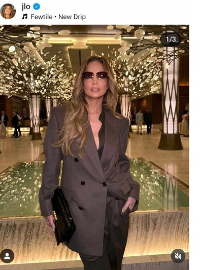 Η Τζένιφερ Λόπεζ με business look στο Ντουμπάι