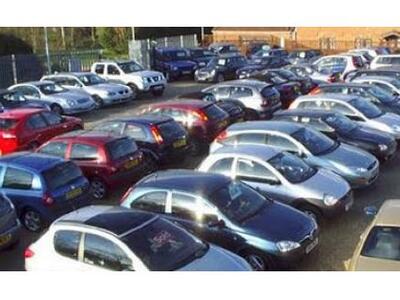 Ραγδαία μείωση κατά 40% στις πωλήσεις κα...