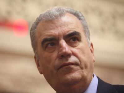 Kαφύρας προς Ρέππα:"Yπάρχει κυβερνη...