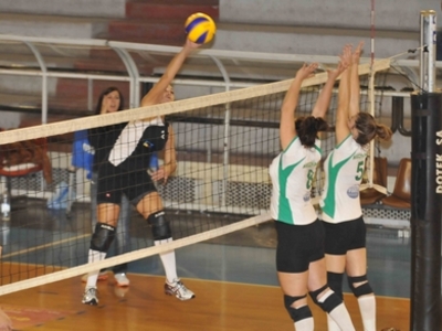 Νίκη για τα κορίτσια του Απόλλωνα