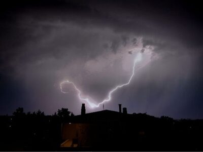 Έρχεται σήμερα η κακοκαιρία Byron με βρο...