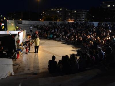 Οι μικροί καραγκιοζοπαίχτες του Χρ. Πατρ...
