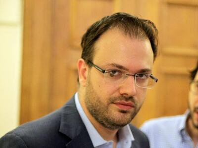 ΠΑΣΟΚ - ΔΗΜΑΡ λίγο πριν τον "γάμο&q...