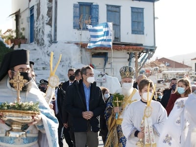 Κυριάκος Μητσοτάκης: Καλή φώτιση, πρωτίσ...