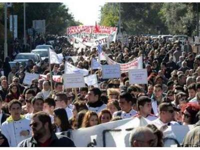 Συνεχίζεται η κατάληψη της Υγειονομικής ...