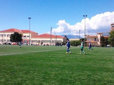 Ο ένας πάνω στον άλλον! Ένταση από τα 5 ...