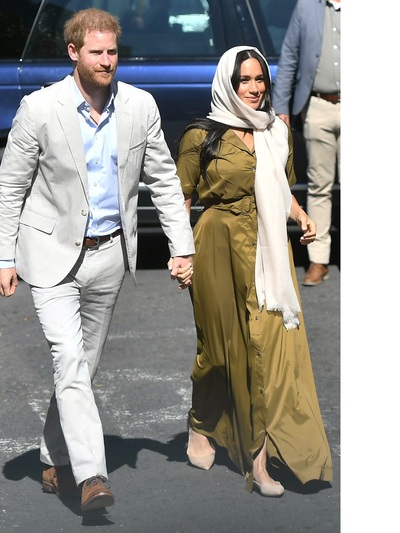 Shirtdress σε πράσινο χακί Staud (325 δο...