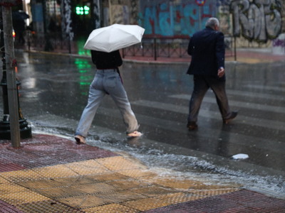 Κακοκαιρία Adel σήμερα και αύριο -  Ισχυ...