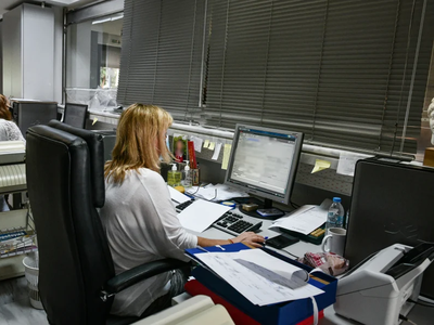 Ο «δεκάλογος» του ΥΠΕΣ: dress code και ε...