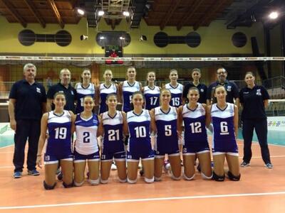 Βόλεϊ: Η Εθνική γυναικών κοίταξε στα μάτ...