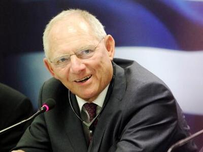 Σόιμπλε: «Δεν υπάρχει θέμα αποζημιώσεων»