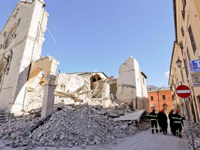 Ιταλία: Νέος σεισμός 5,0 βαθμών πλήττει ...