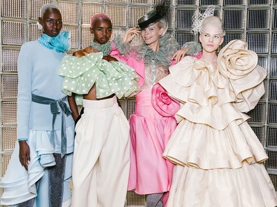 MARC JACOBS